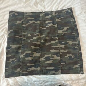 Camo free people denim skirt size 8